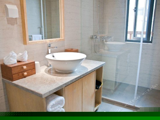 禅意村舍高级房