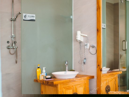 全海景落地窗大床房风花