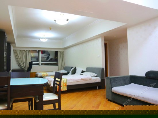 豪华商务双卧大床6人房