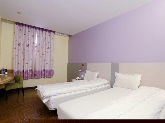 精品双床房(无窗)