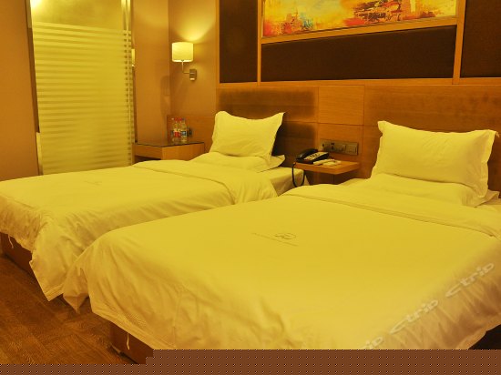 舒适双床房