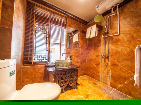 豪华大套房（花盼）