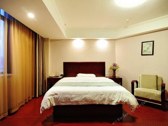 1.8米床商务大床房