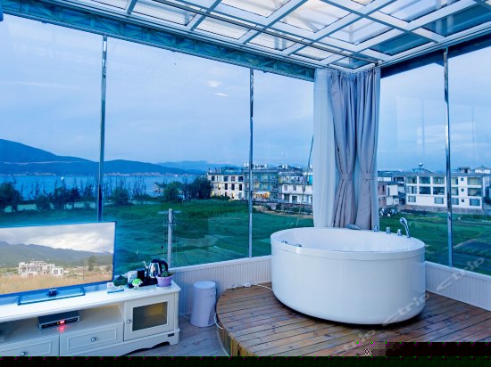 洱海风情日出海景星空房