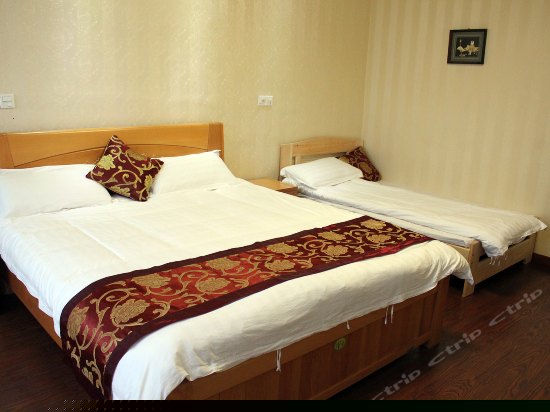 二楼舒适家庭房