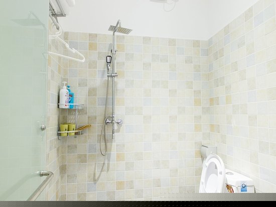 温馨阁楼上下铺