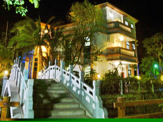 水上皇宫A（三房两厅）