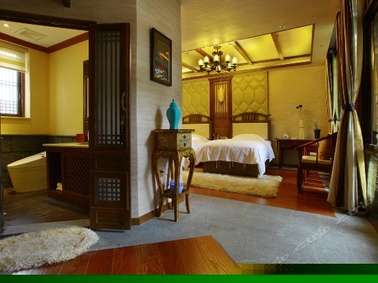 花园温馨家庭套房