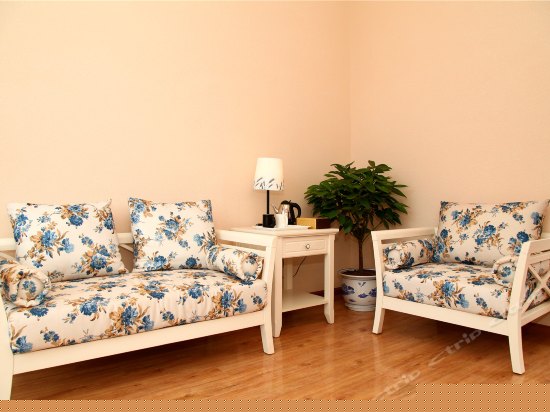 绮罗香田园风光商务套房