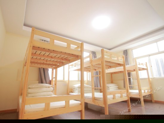 青年旅舍（床位）