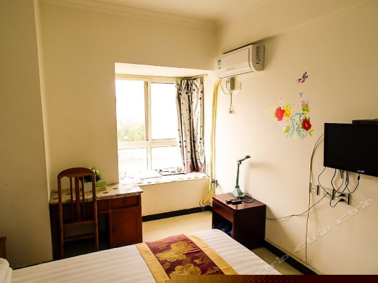 独卫豪华大床房