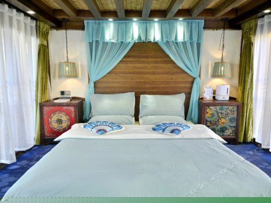 风情院唯美大床房