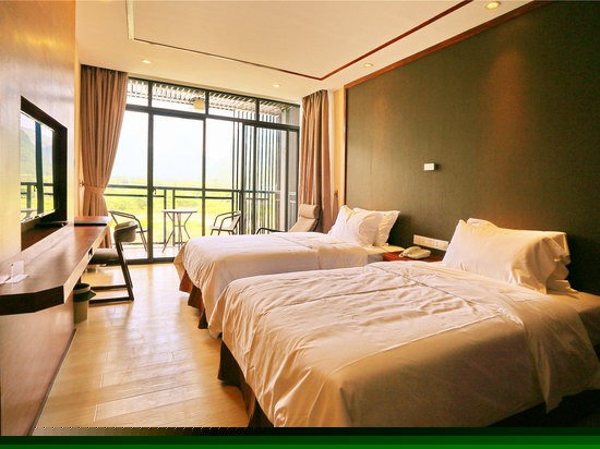 豪华河景双床房