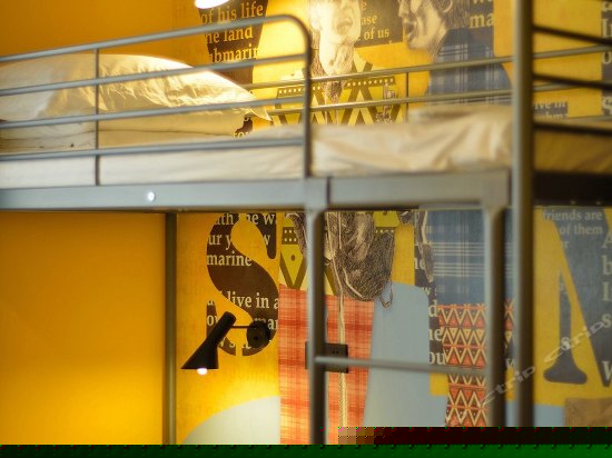 摇滚四人房（床位房）