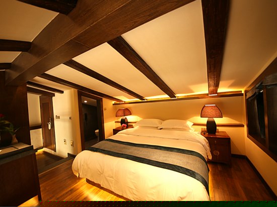 藏式风情极致奢华复式套房