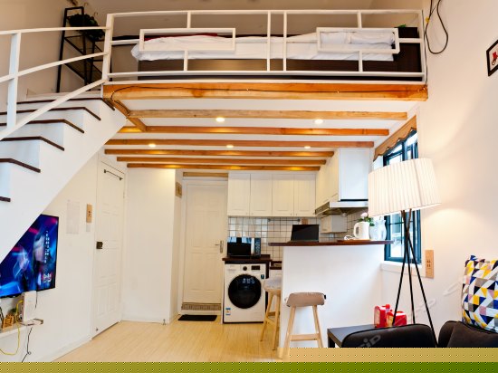 Loft复式庭院阳台双人间