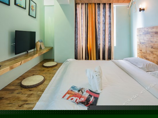 朝花夕拾大床房