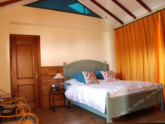 白露精致田园情侣间