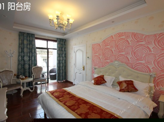 201阳台大床房