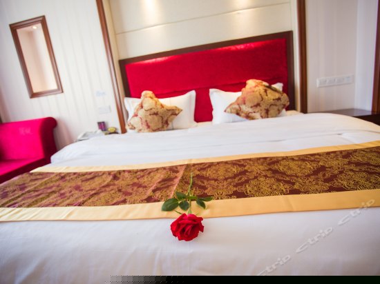 豪华大床房