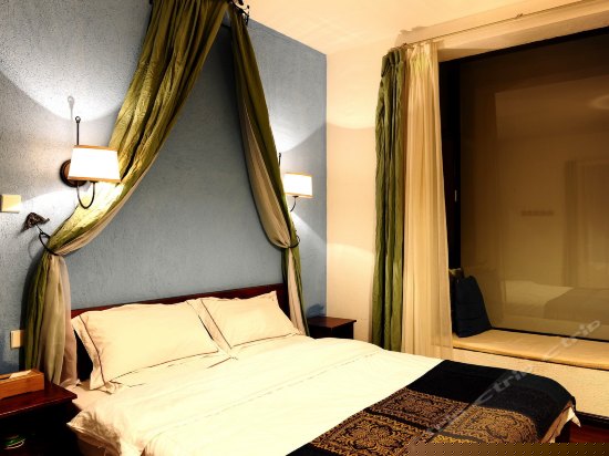 云鹤/飘窗观景房