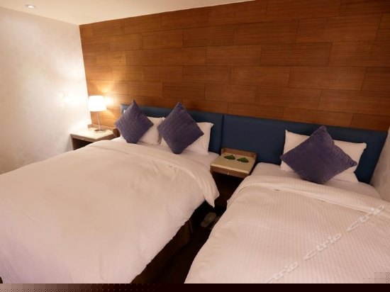 精致标准三人房（无窗）