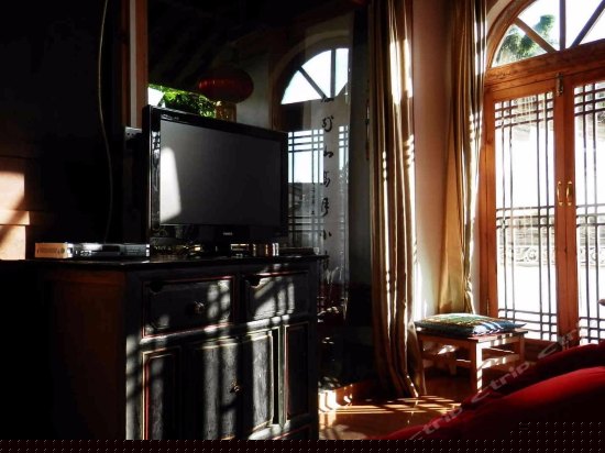 二楼阳光观景大床房