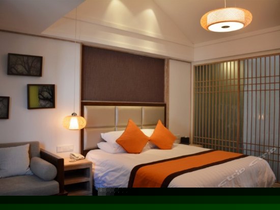 曼居庭院高级大床房