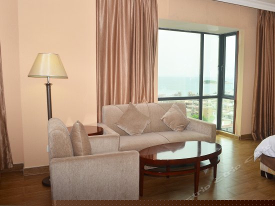 豪华日出海景房