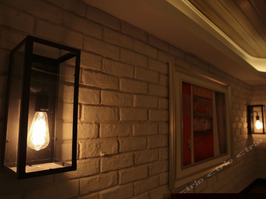 摩登时代主题房