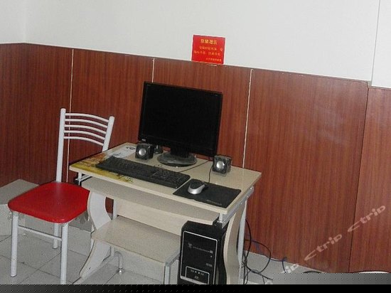 商务大床房（廊窗）