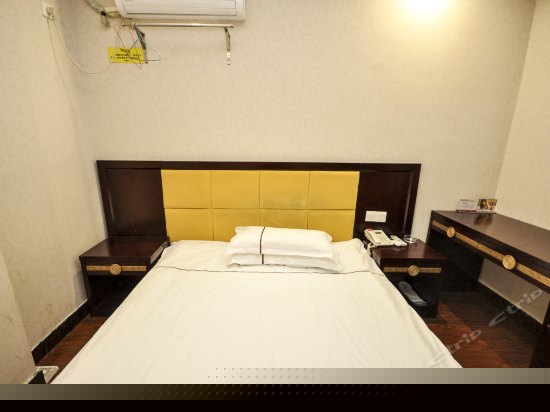 特价大床房(无窗)