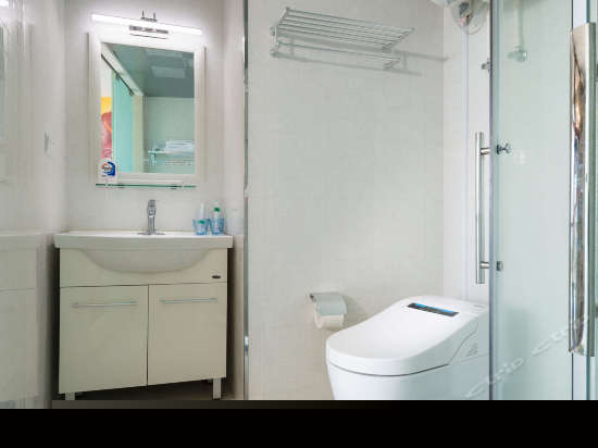 180度高级海景大床房