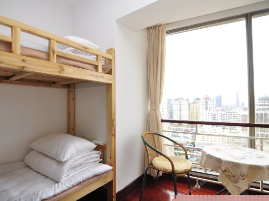 女生六人间床位