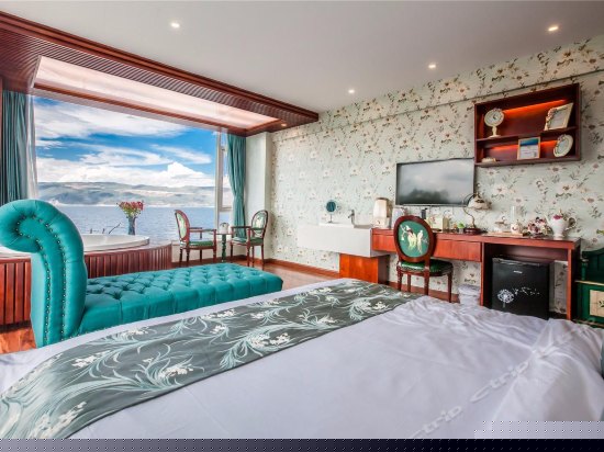 玫瑰绽放双海景豪华房