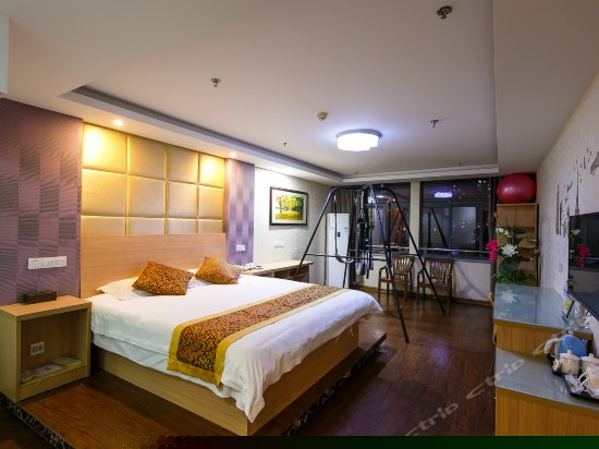 高级水床大床房