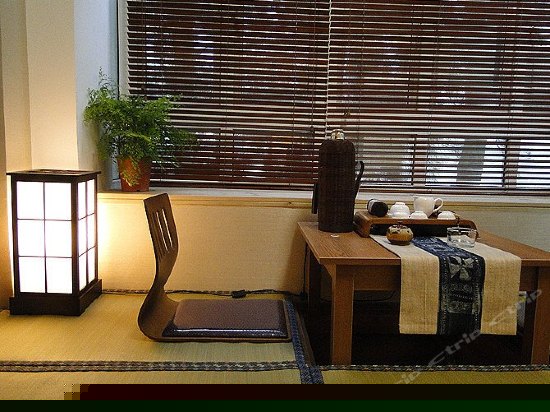 芝兰香室榻榻米三人家庭房