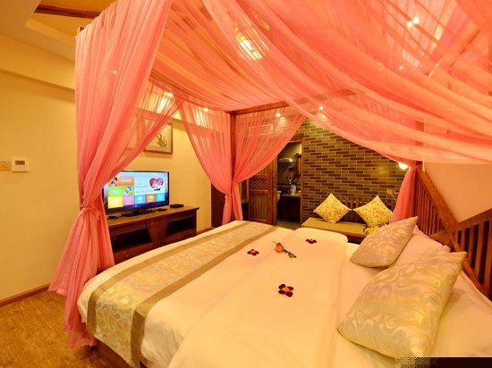 豪华观景浴缸房