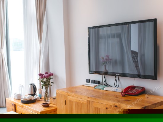 亲水海景落地窗大床房（风花1）