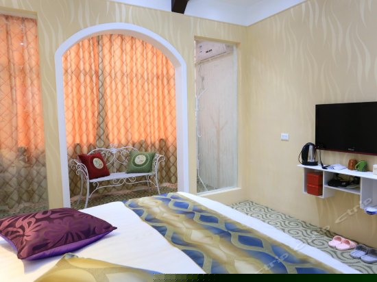 西欧风情大床房