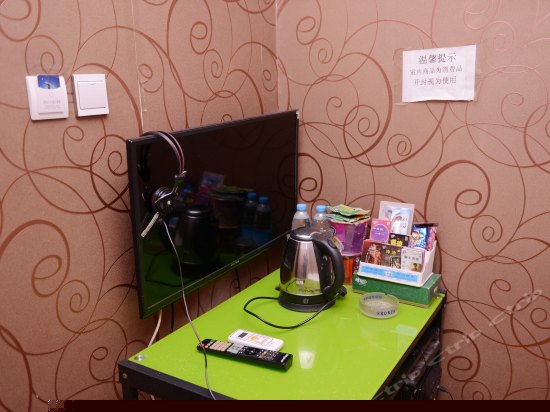 普通间（无窗）