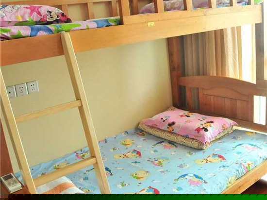 海景女生8人间（床位）