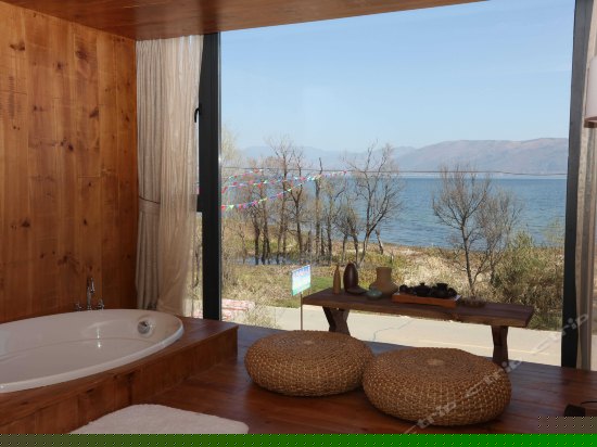 蜜月海景大床房