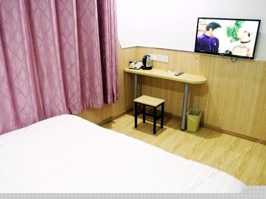 高级大床房