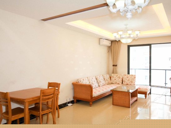 欧式二房一厅奢华超大阳台海景房