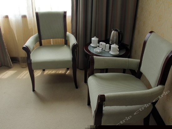 商务大床间