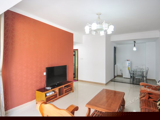 高层园景两室一厅