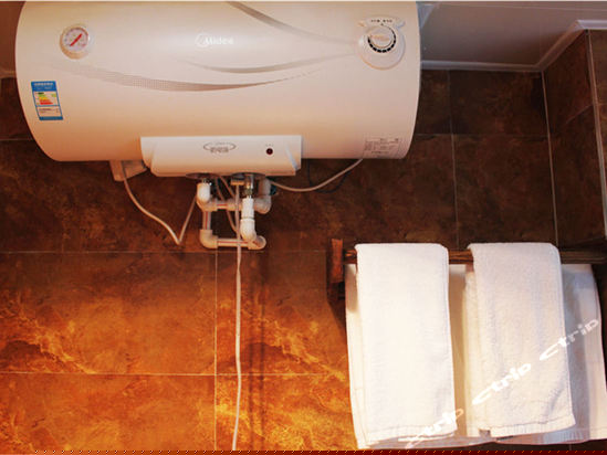 精品大床房（三寸日光）