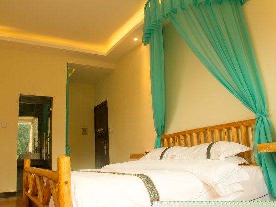 阳光蜜月大床房