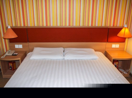 特惠商务房(无窗)